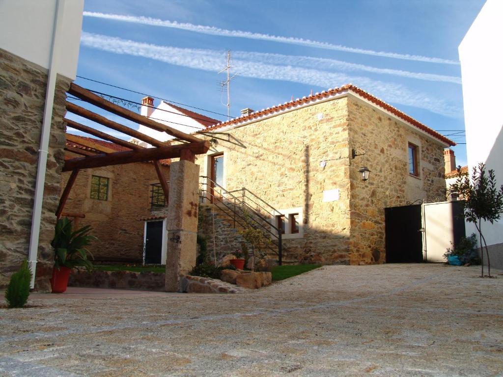 Hotel Casa Santa Catarina Penha Garcia Esterno foto